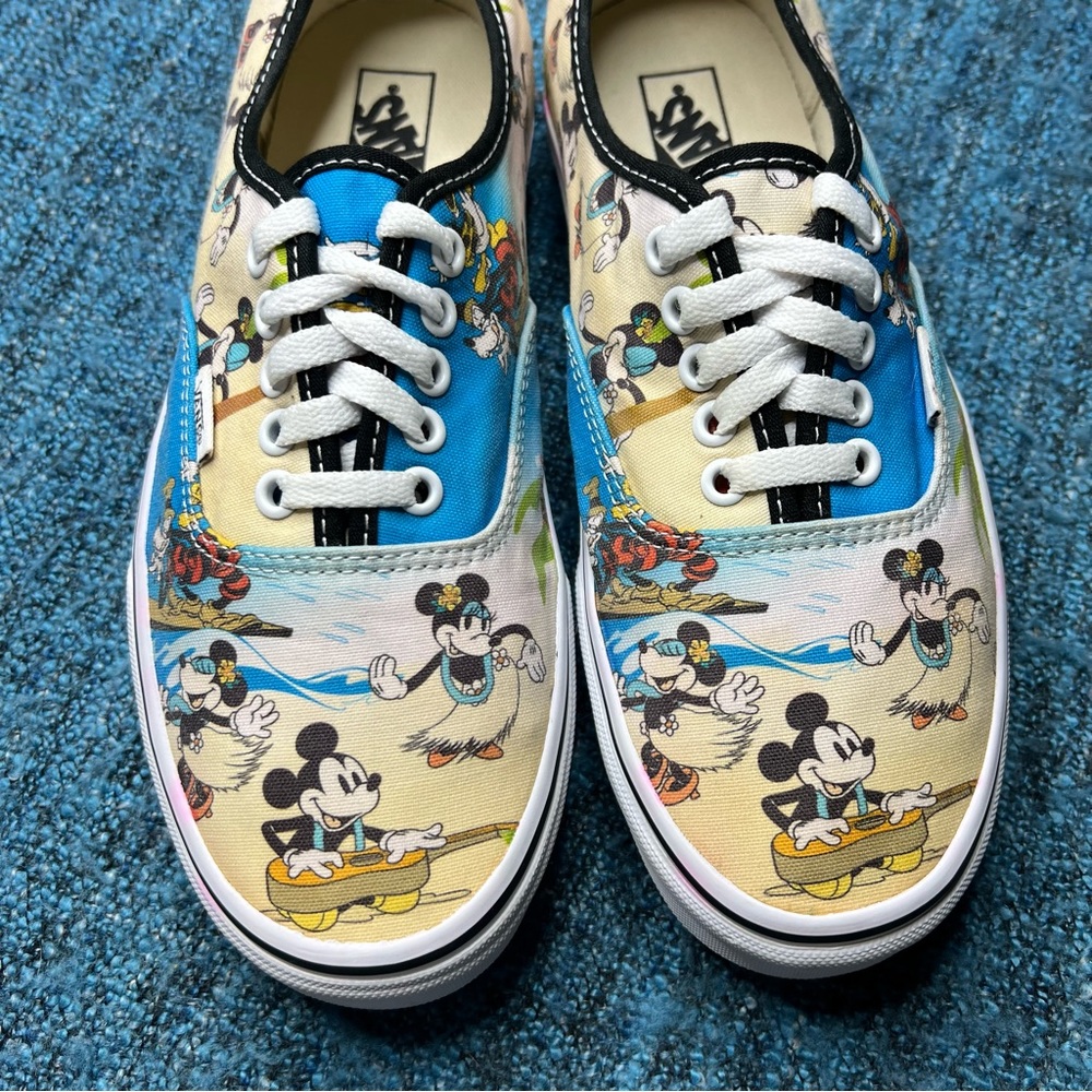 Vans x Disney Authentic Mickey Mouse Aloha Sneakers Limited Edition - Picture 4 of 8